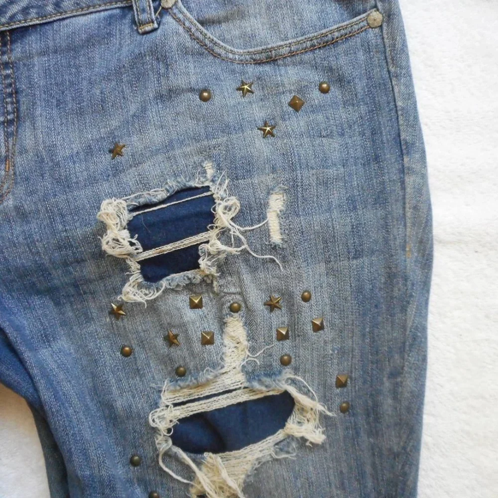 🌸SOLD🌸 TORRID JEANS Distressed Boyfriend Denim Size 20 - Picture 8 of 10